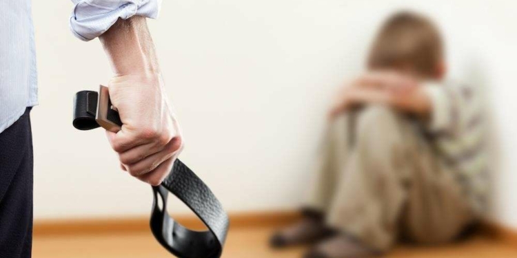 Ростовский областной суд и всяправоохранительная системаКрасноярска – против папы с малолетнимребёнком!