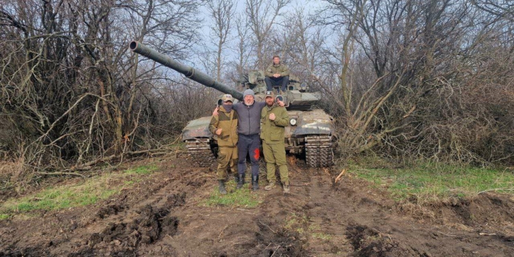 Доставили гуманитарку нашим танкистам из 291 полка