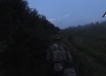 Своих не бросаем! Эвакуация раненого бойца с поля боя