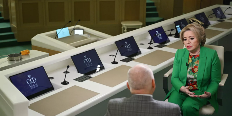 Матвиенко допустила возможность кадровых перестановок в правительстве