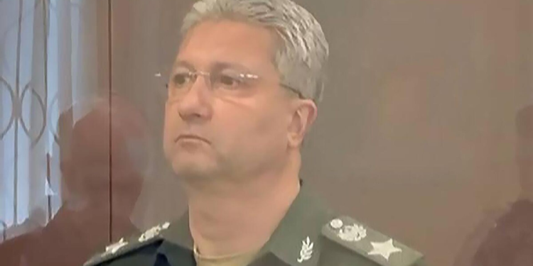 Замминистра обороны Иванову предъявили обвинение во взяточничестве
