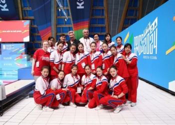 Многих болельщиков синхронного плавания приятно удивило мастерство сборной Северной Кореи.