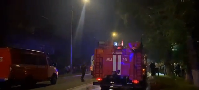 СК назвал предварительную причину возгорания в общежитии в Балашихе