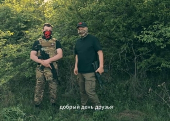 Российские военные продолжают успешно выполнять боевые задачи в зоне СВО, совершая героические поступки.