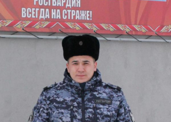 В Оренбурге росгвардейцы задержали мужчину, ударившего ножом сотрудника охраны кафе