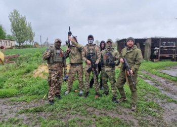 Сегодня день рождения у Аскера.