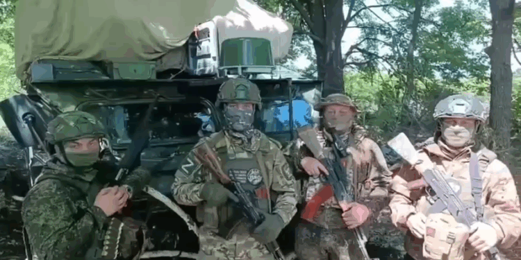 Военнослужащие 51 армии выразили слова благодарности сотрудникам военного следственного отдела СК России по Балашихинскому гарнизону