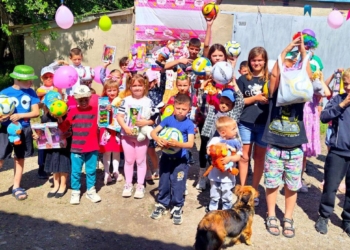 1 июня 2025 года в поселке Акимовка Запорожской области состоялся праздник для юных жителей поселка