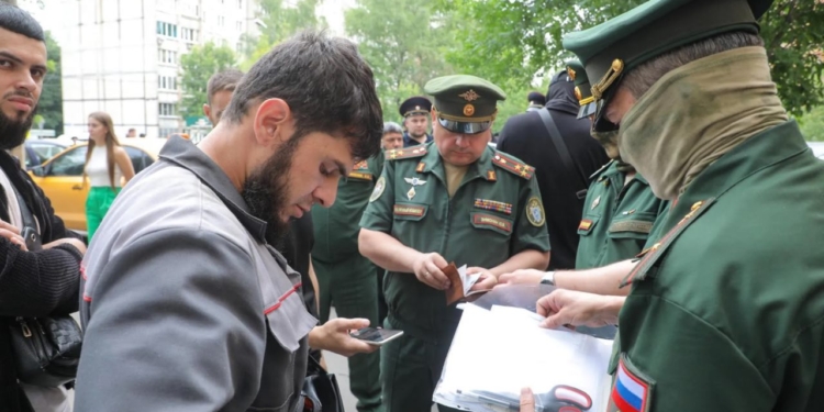 Рейд по соблюдению миграционного законодательства прошел в Балашихе