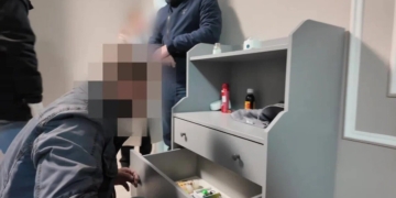 Федеральной службой безопасности Российской Федерации в Московской и Тверской областях пресечена противоправная деятельность двух граждан РФ, подозреваемых в совершении государственной измены.